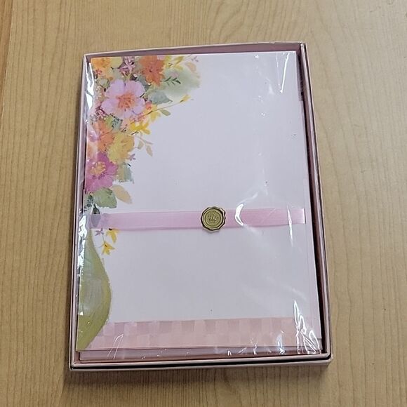 Photo albums..nature press book, stationary - Picture 8 of 12